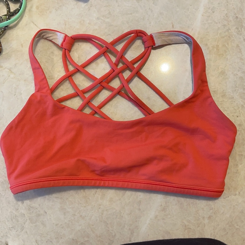 Lululemon bra